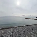 Appartamento équipé, Menton . Roccabruna