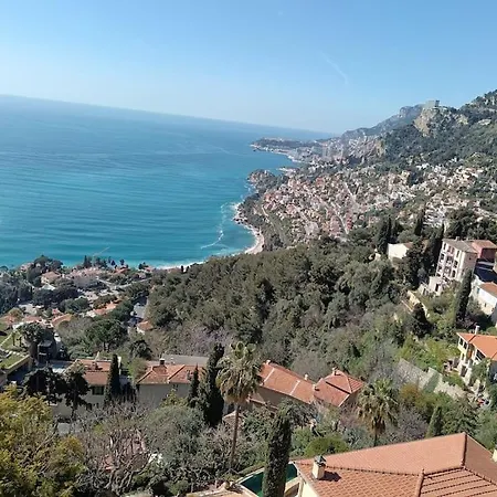 équipé, Menton . Appartamento