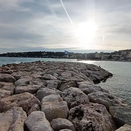 & Daire Roquebrune-Cap-Martin