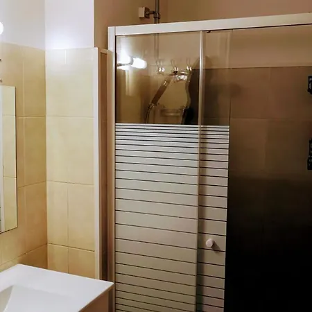 Apartamento Equipe, Menton .
