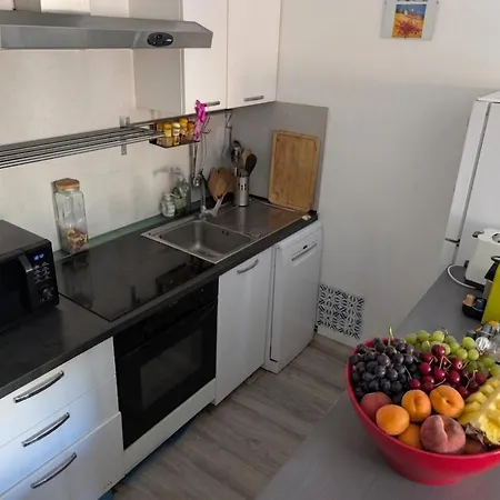 Daire & Roquebrune-Cap-Martin